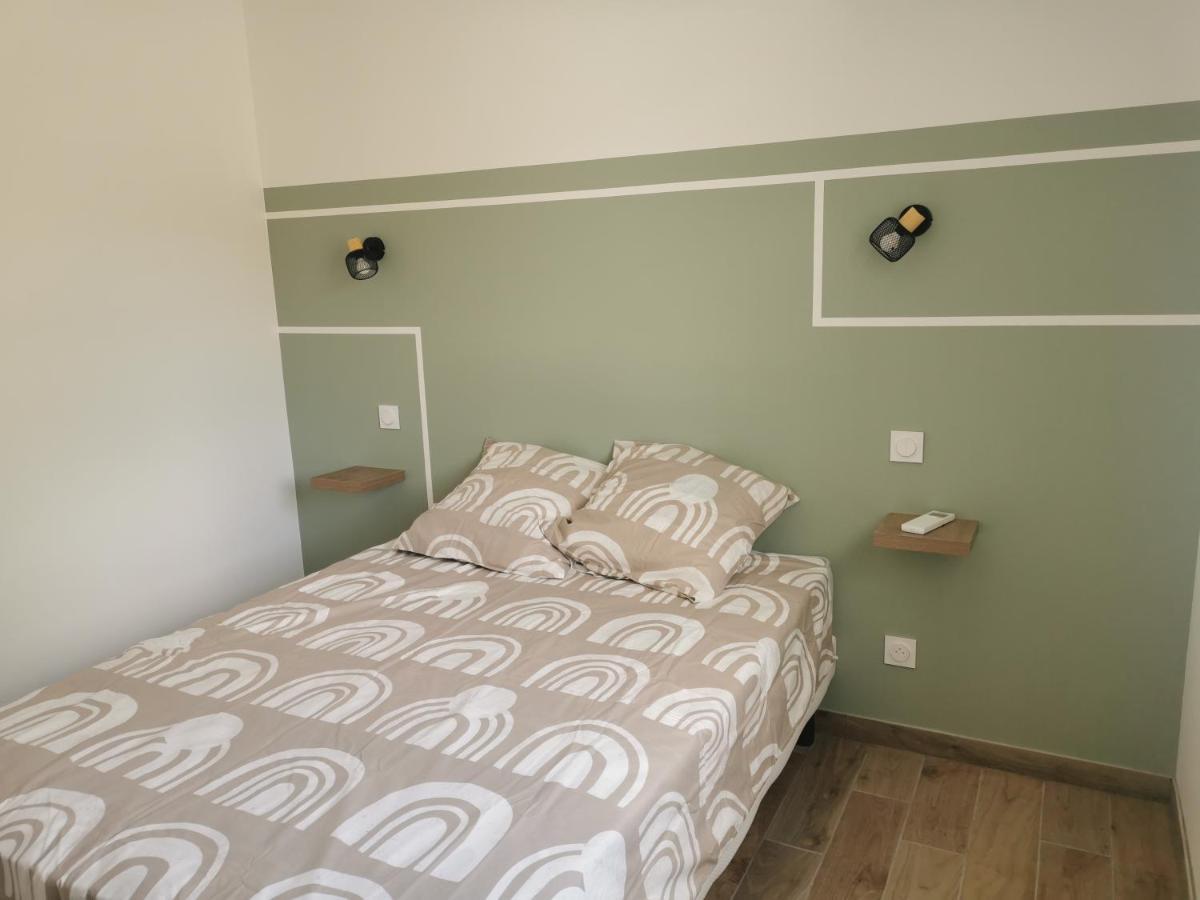 Maison Mitoyenne Au Coeur Du Pays Basque Saint-Esteben Екстериор снимка